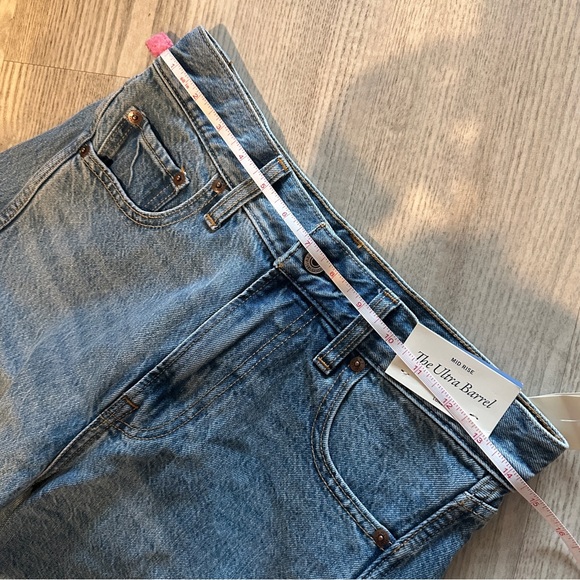 NWT Abercrombie & Fitch Mid Rise The Ultra Barrel Jeans 25 long - Picture 8 of 12